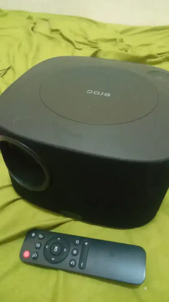 Proyektor Eroc Dolby