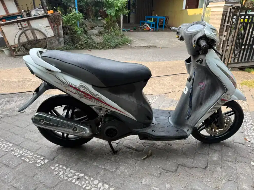 Suzuki spin THN 2008 plat AB Bantul