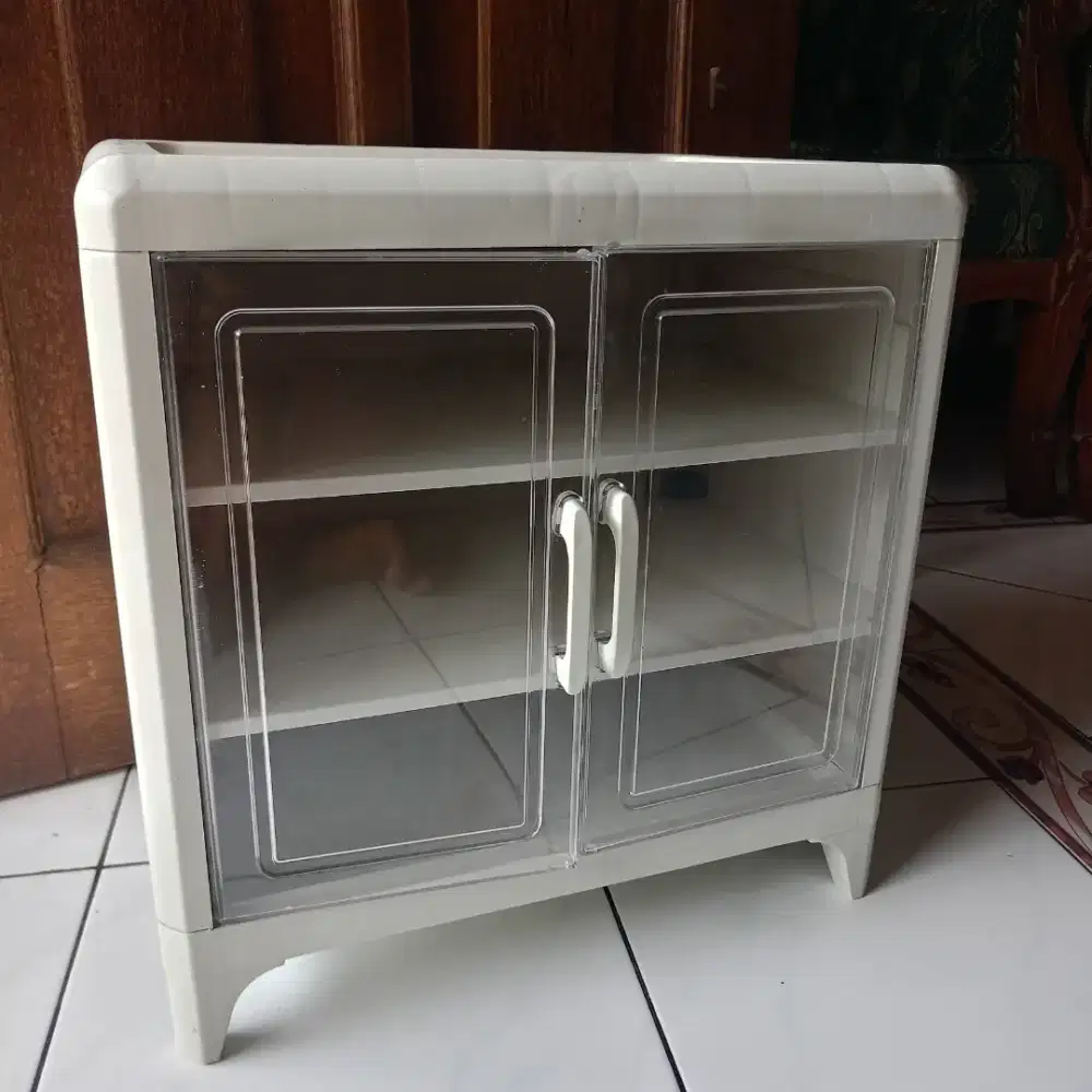 Rak tempat makan vooyah 3 tingkat, mulus no minus