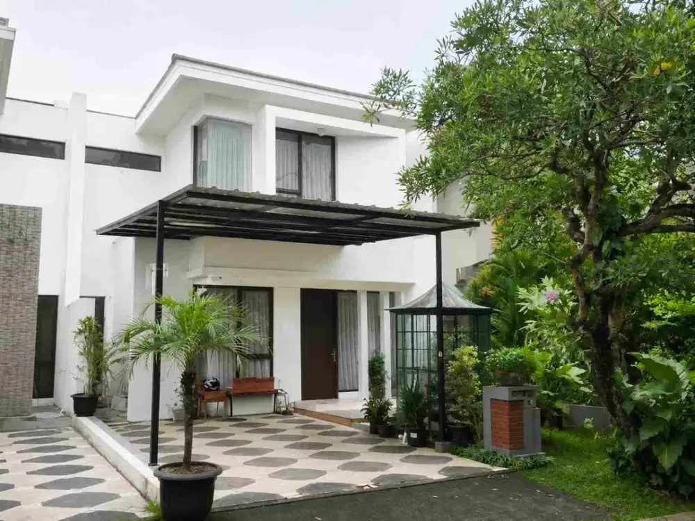 FORESTA BSD RUMAH SIAP HUNI