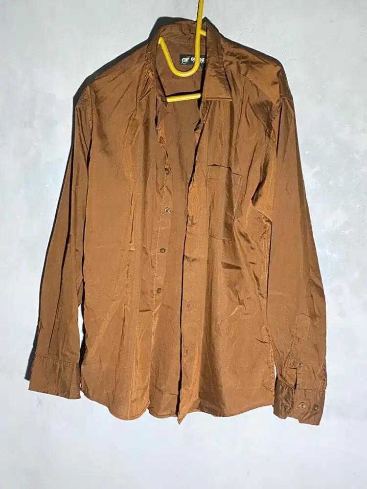 Baju kemeja polos bekas