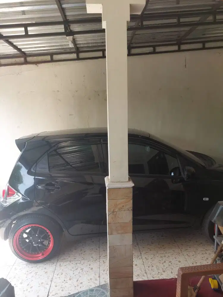 Brio th 2017 plat T tangan pertama
