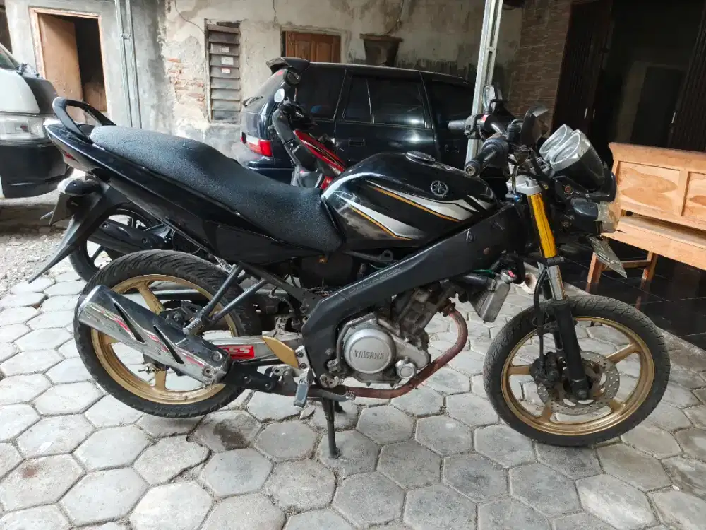 Yamaha Vixion THN 2010 plat AB kota