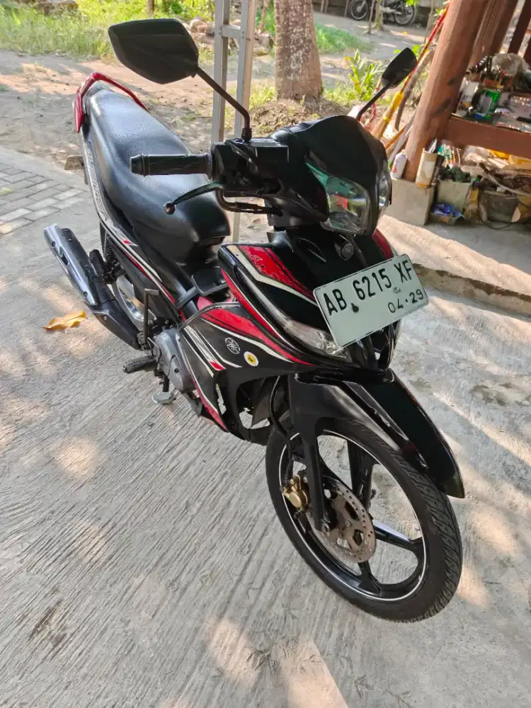 Jupiter Z1 injeksi THN 2014 plat AB kota