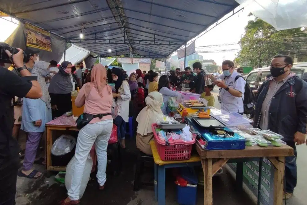 UMKM MEMBUTUHKAN KARYAWAN UNTUK JAGA LAPAK/STAND KULINER