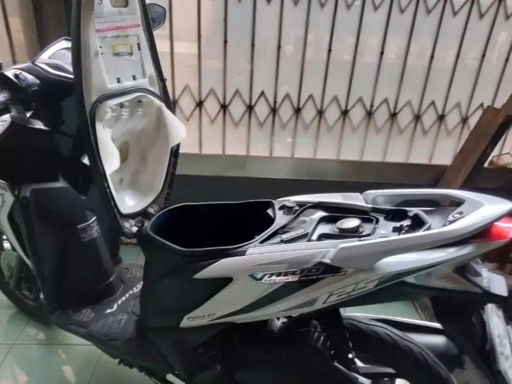 Jual vario 125 idling stop istimewa KM 50 jarang di pake
