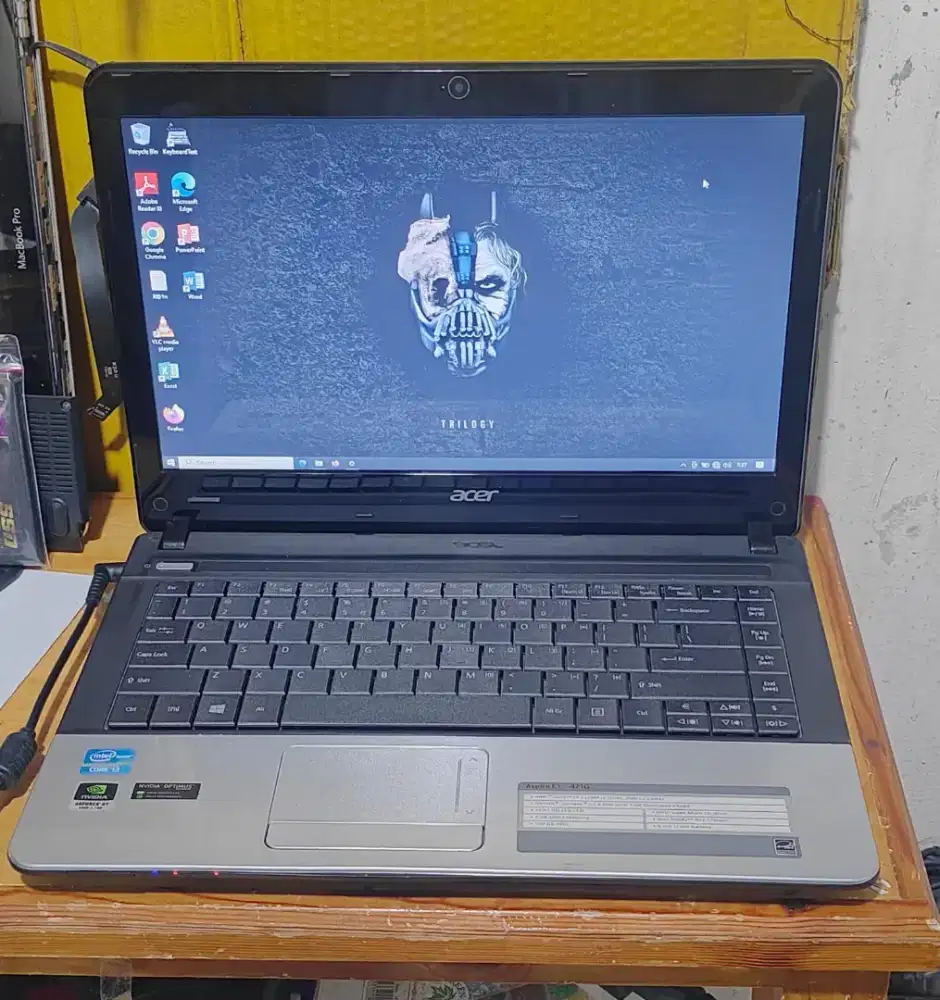 Laptop Acer E1 471G Core i3 Dual Graphics