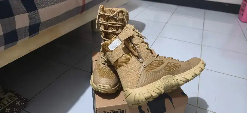 Sepatu pdl cream magnum
