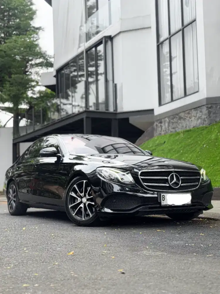 Mercy E300 2016 sunroof murah pemakai