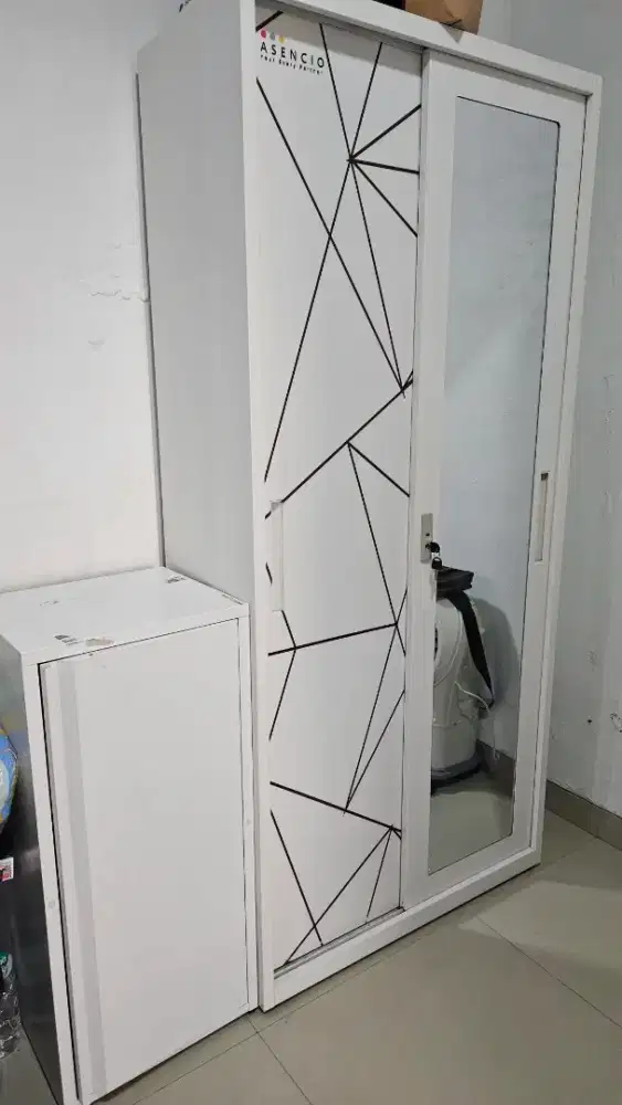 LEMARI BESI DAN NAKAS BESI