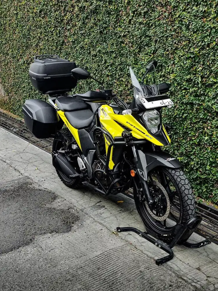 Suzuki VStrom 250 SX 2024 Very Low Odo Mulus TT FP LIKE NEW YELLOW