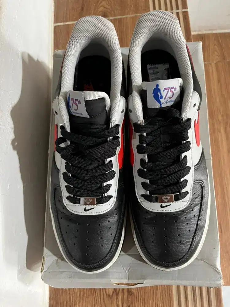 Sepatu Nike Air force 1 '07 LV8 EMB