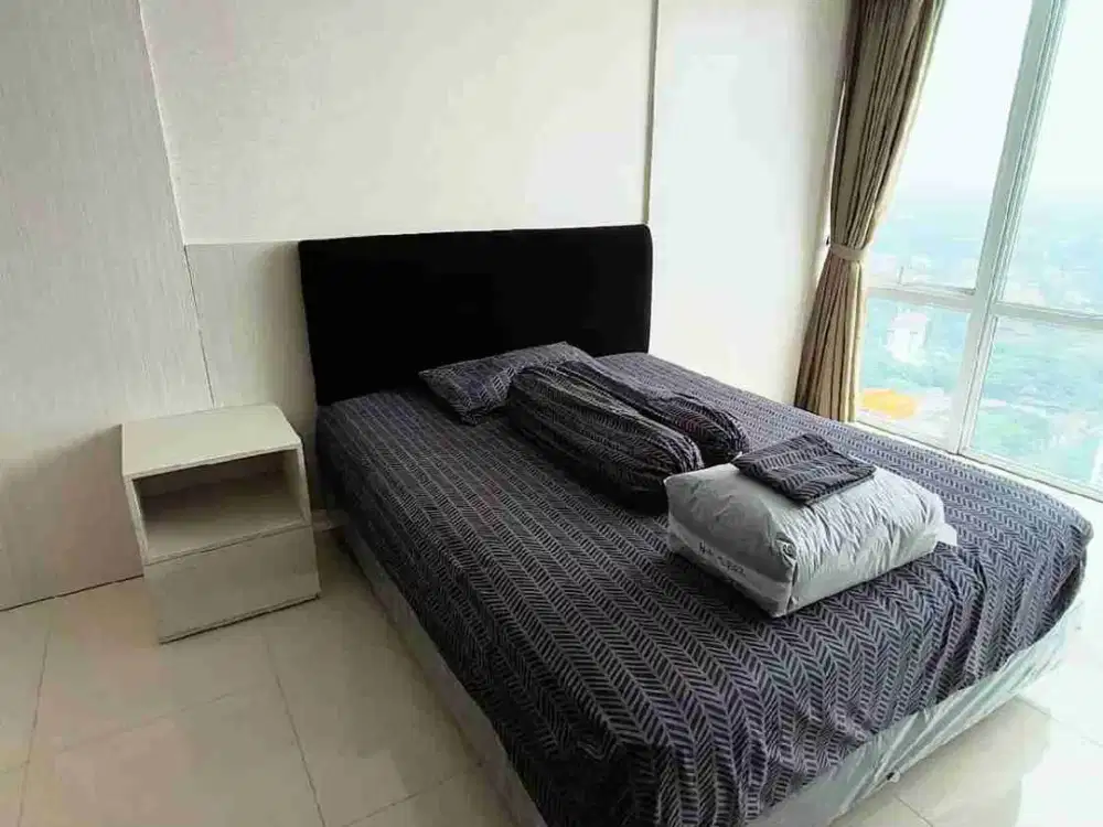 U Residence tower 3, furnish, murah banget, studio 35m2. dekat kampus UPH.