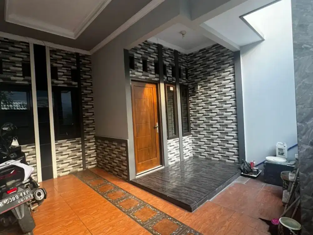 Dijual rumah cantik terawat langsung huni, di Bekasi Selatan