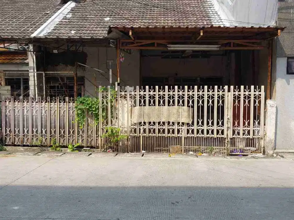 Murah Banget!! DIJUAL RUMAH TUA HITUNG TANAH TAMAN RATU, Jakarta Barat
