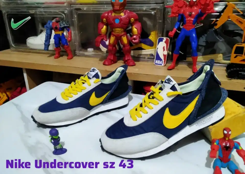 Sepatu Nike undercover keren