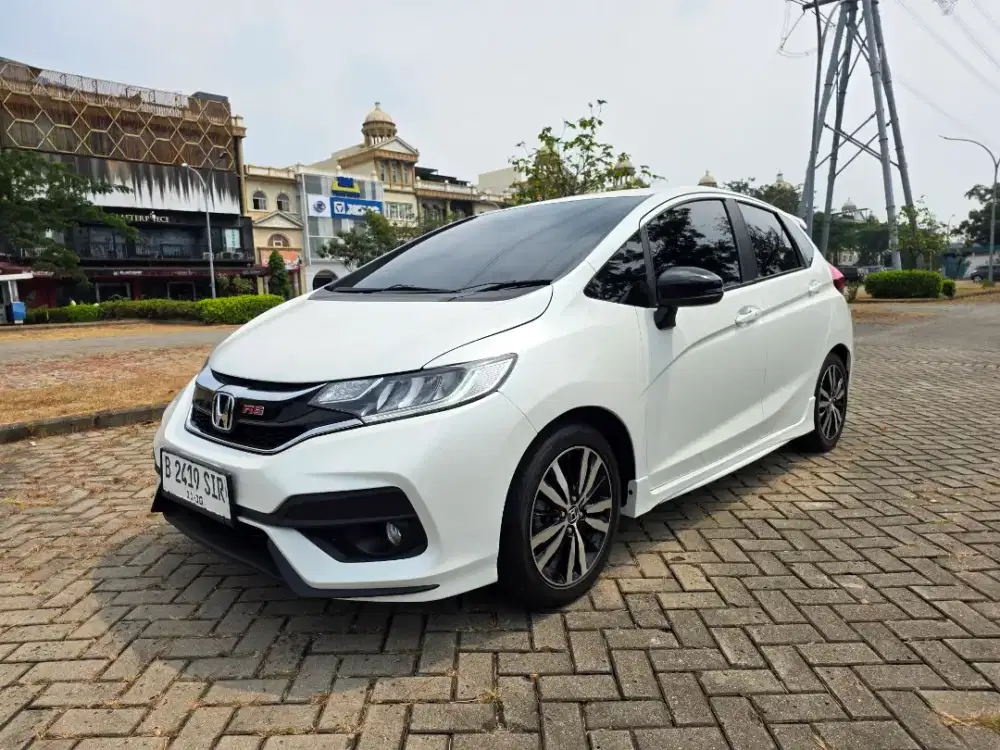 Honda Jazz RS CVT 2019