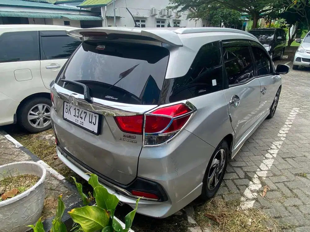 Honda Mobilio 2015 Bensin