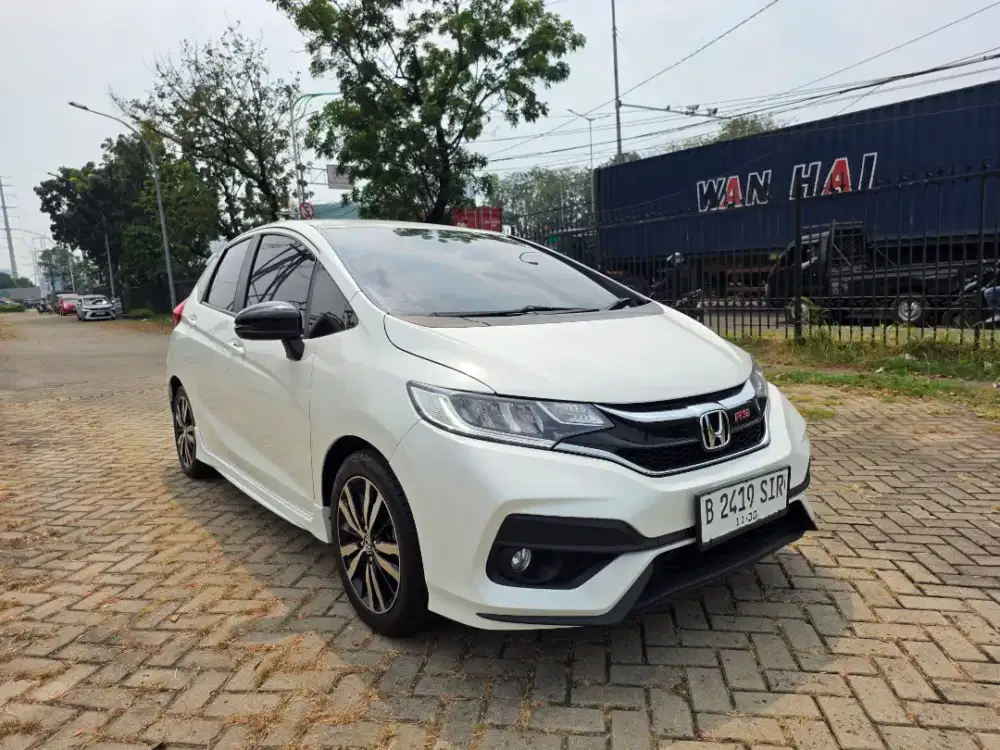 Honda Jazz RS CVT 2019