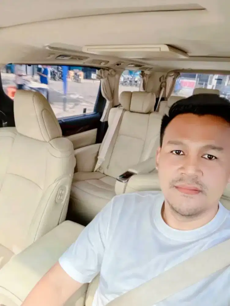 Saya Mencari pekerjaan sebagai driver
