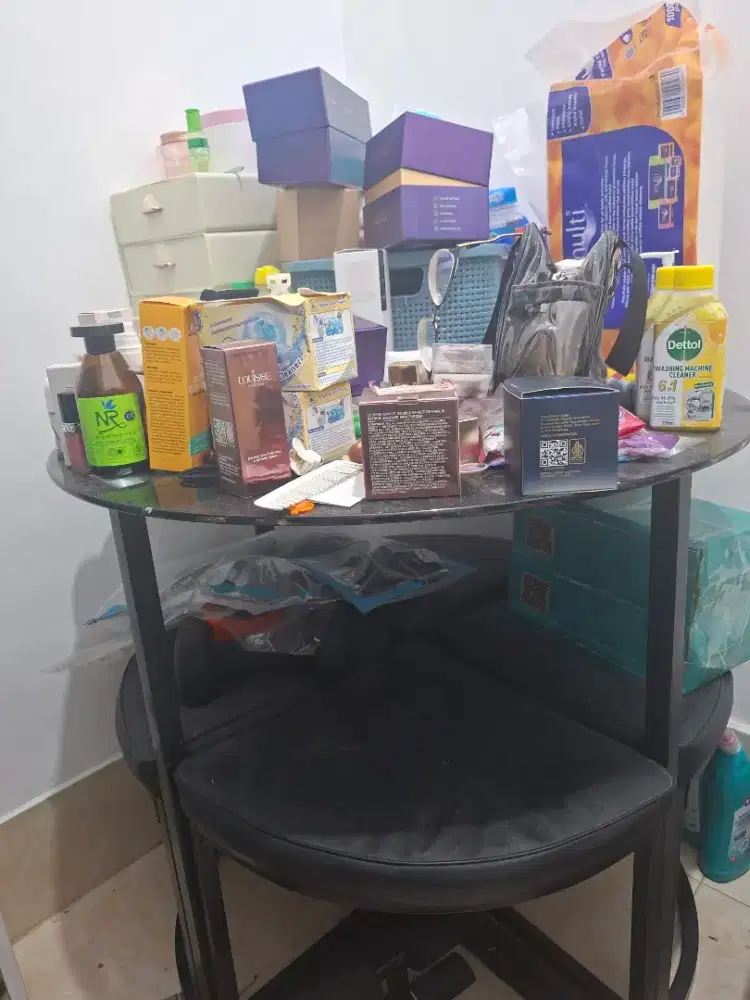 MEJA BULAT 4 KURSI