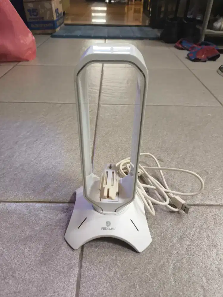 REXUS HEADSET STAND BUNGEE  J3 RGB WITH USB PRELOVED