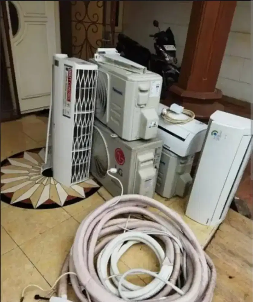 Jasa service,instalasi AC,kulkas 24 jam,bongkar pasang AC baru/bekas.
