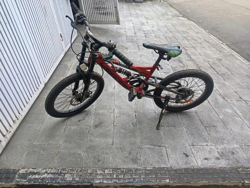 Sepeda BMX Pacific X Cross