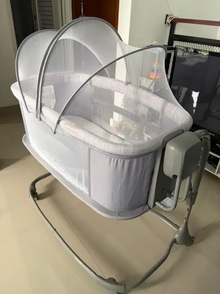 Box Bayi Musik dan Ayun Otomatis Cocolatte Auto Sway Sidebed MX