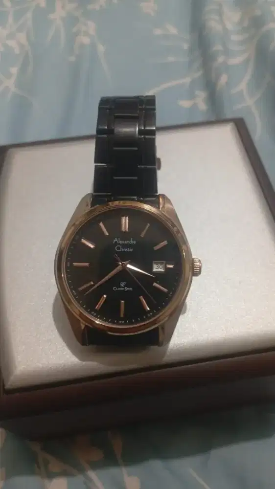 Jam tangan pria