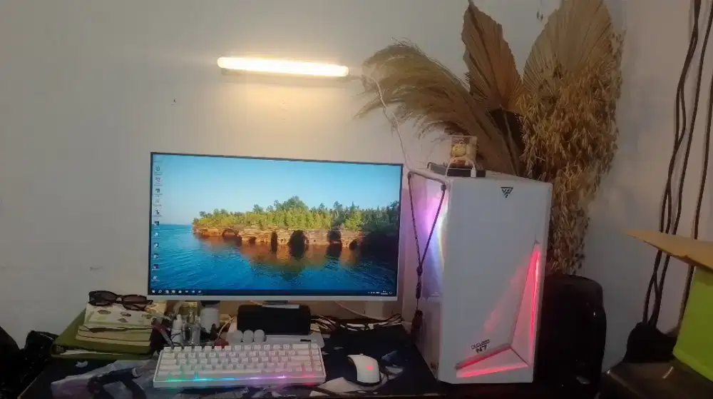 PC FULLSET TINGGAL PAKAI..