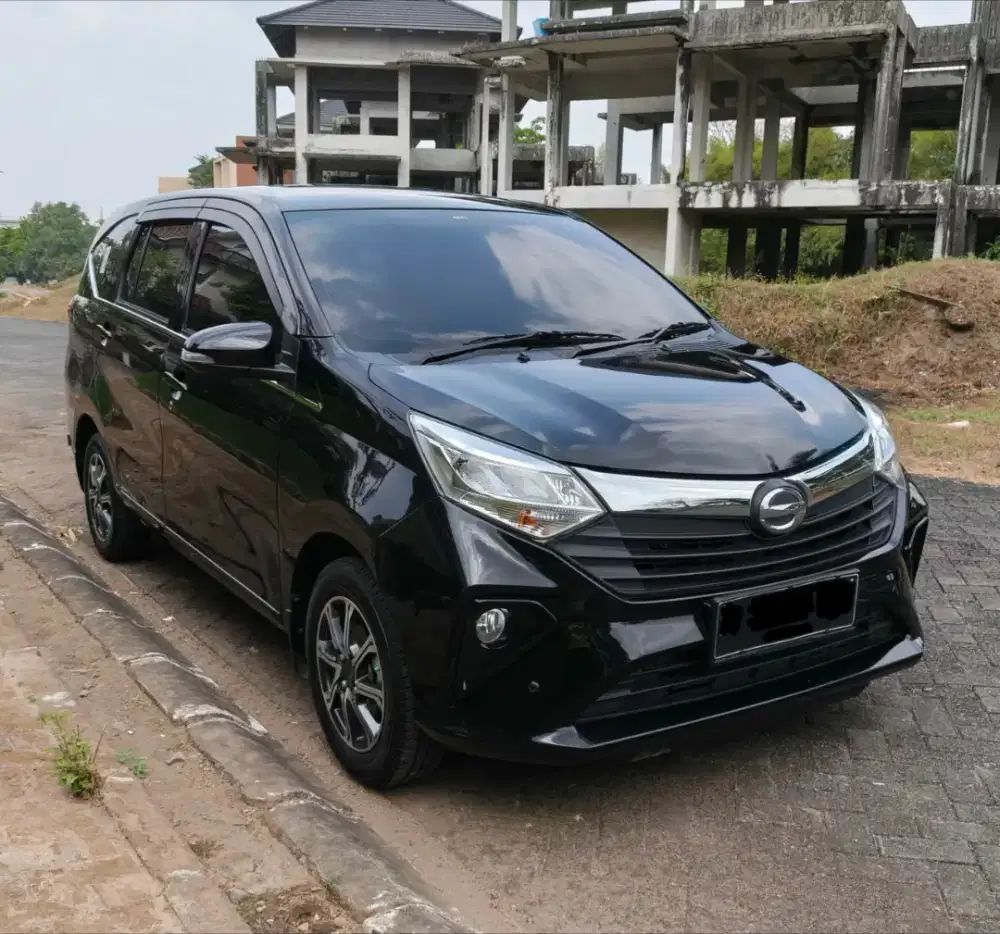 Kilometer 10 ribuan ASLI  |  Daihatsu New Sigra 1.2 R DELUXE matic