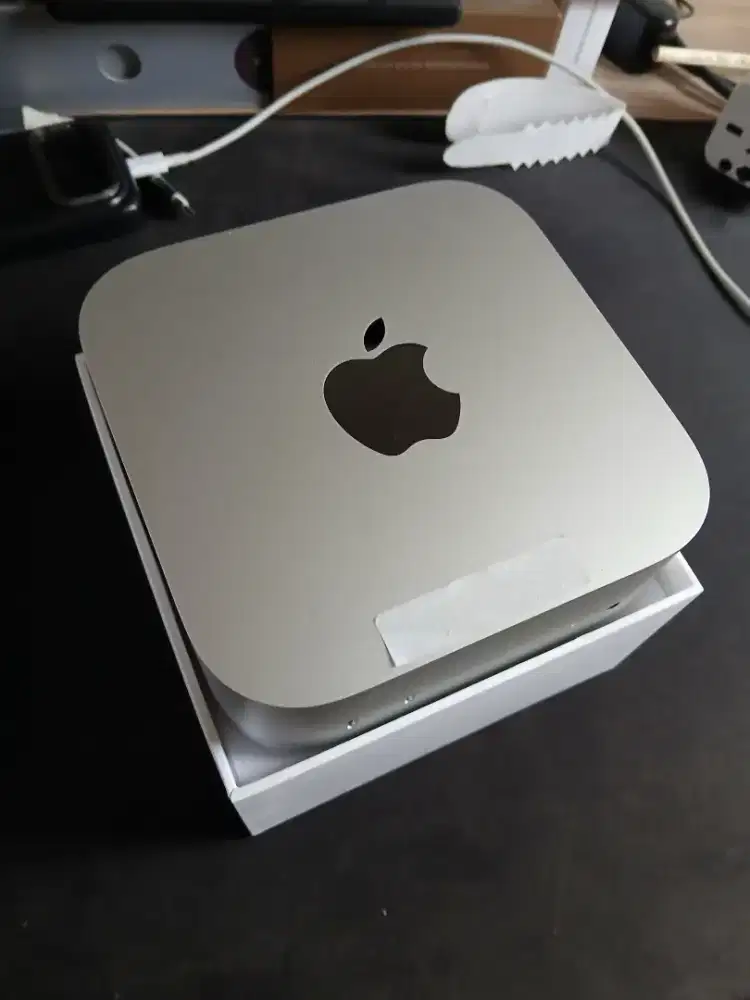 Macmini M4 16-256 garansi inter