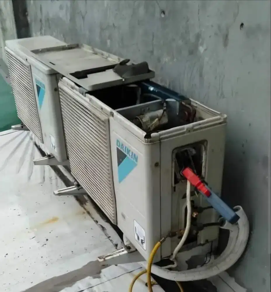 Jasa service,instalasi AC,kulkas 24 jam,bongkar pasang AC baru/bekas.