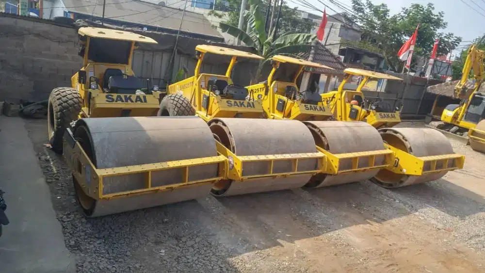 Sewa Alat Berat Vibro Roller & Sheepfoot
