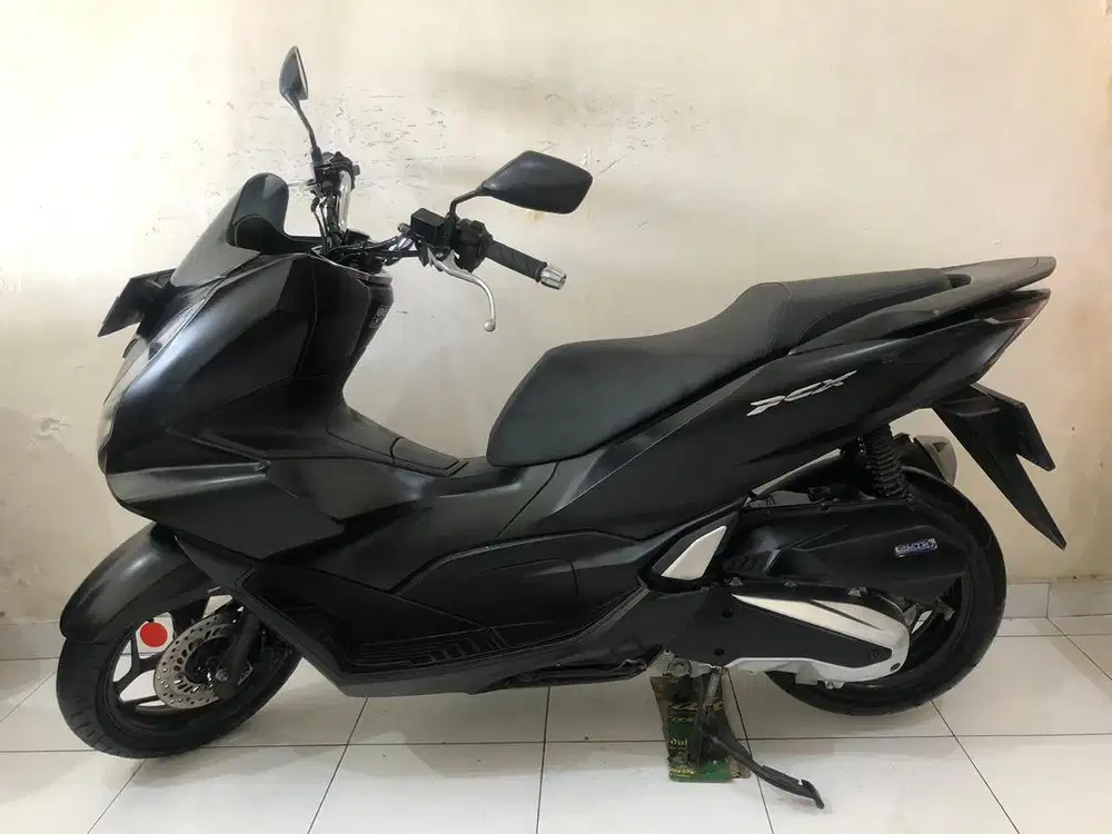 Honda PCX Th.2022 hitam!!