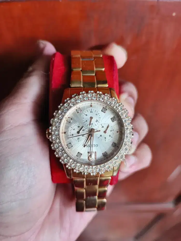Jam tangan guess dazzler w0335l2