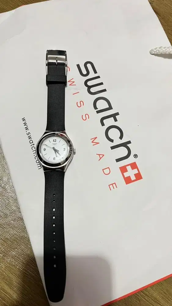 jam tangan pria swacth