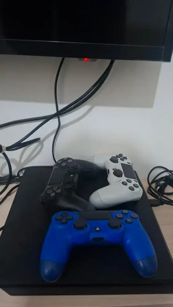 PS4 Slim Ori 500GB CUH 21 Free 3 Stick