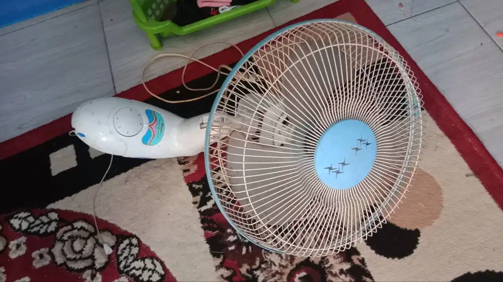 Lipas angin dinding merk maspion