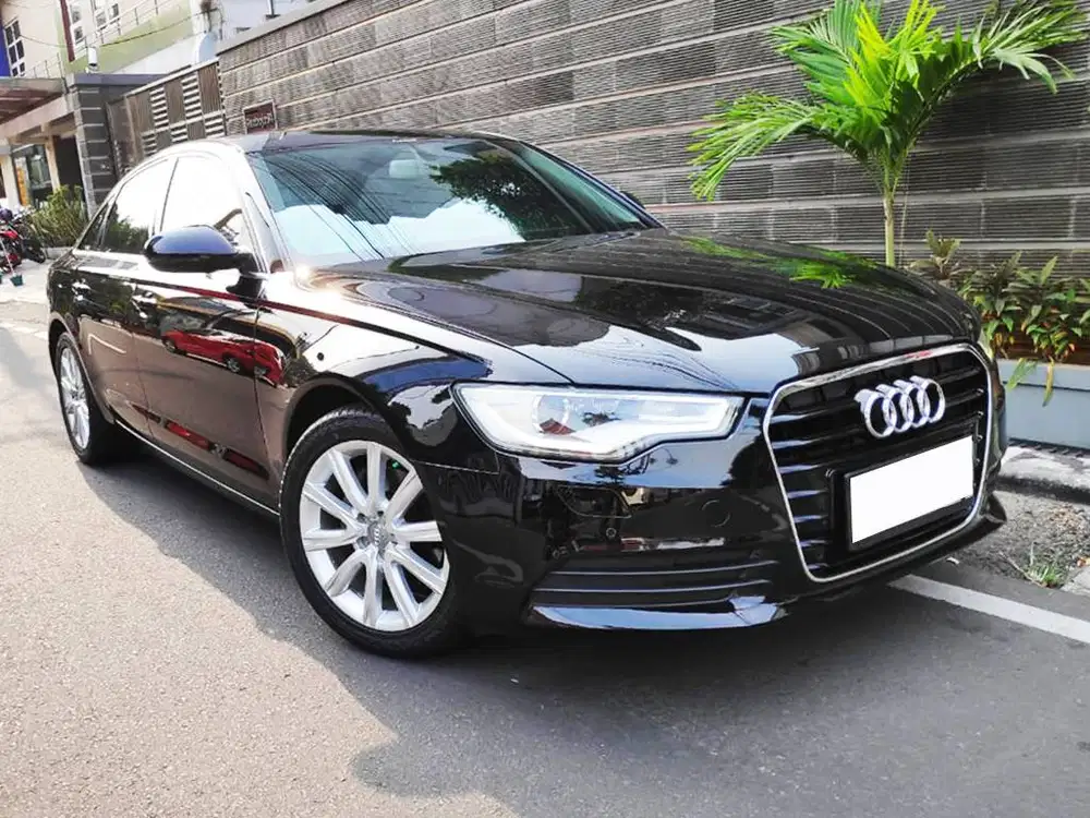 Audi A6 TFSI 2.0 Black On Black Mulus Interior Orsinil Siap Pakai KRED