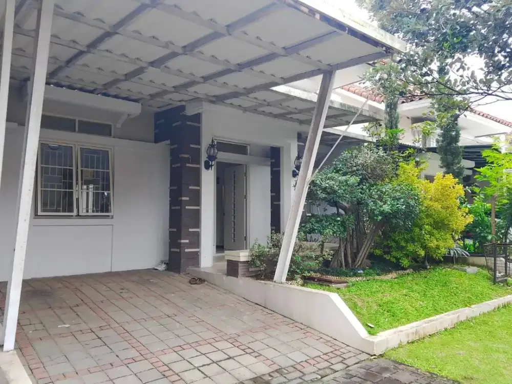 Disewakan Rumah Lingkungan Aman Nyaman Siap Huni Minimalis Lokasi di Kota Baru Parahyangan Tatar Jingganegara Bandung