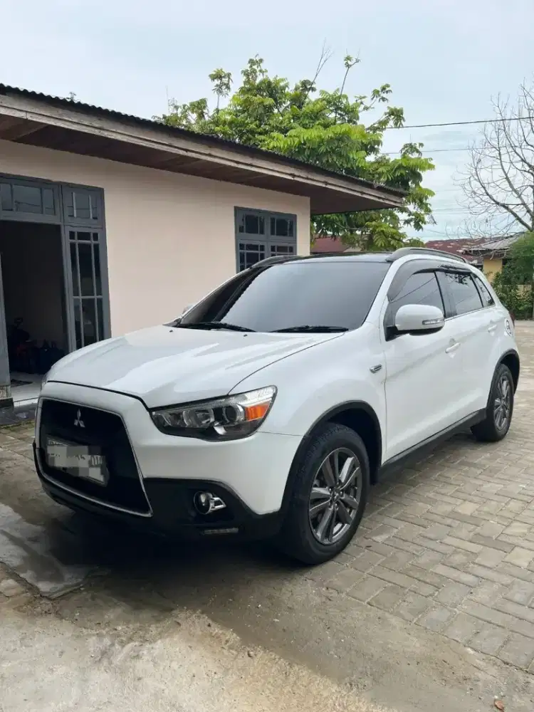 Mitshubisi outlander px limited 2.0 2014