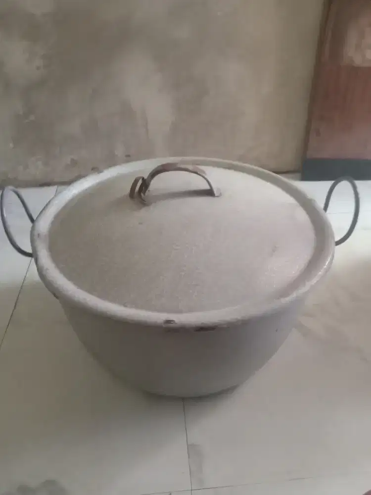 Panci blirik tebal