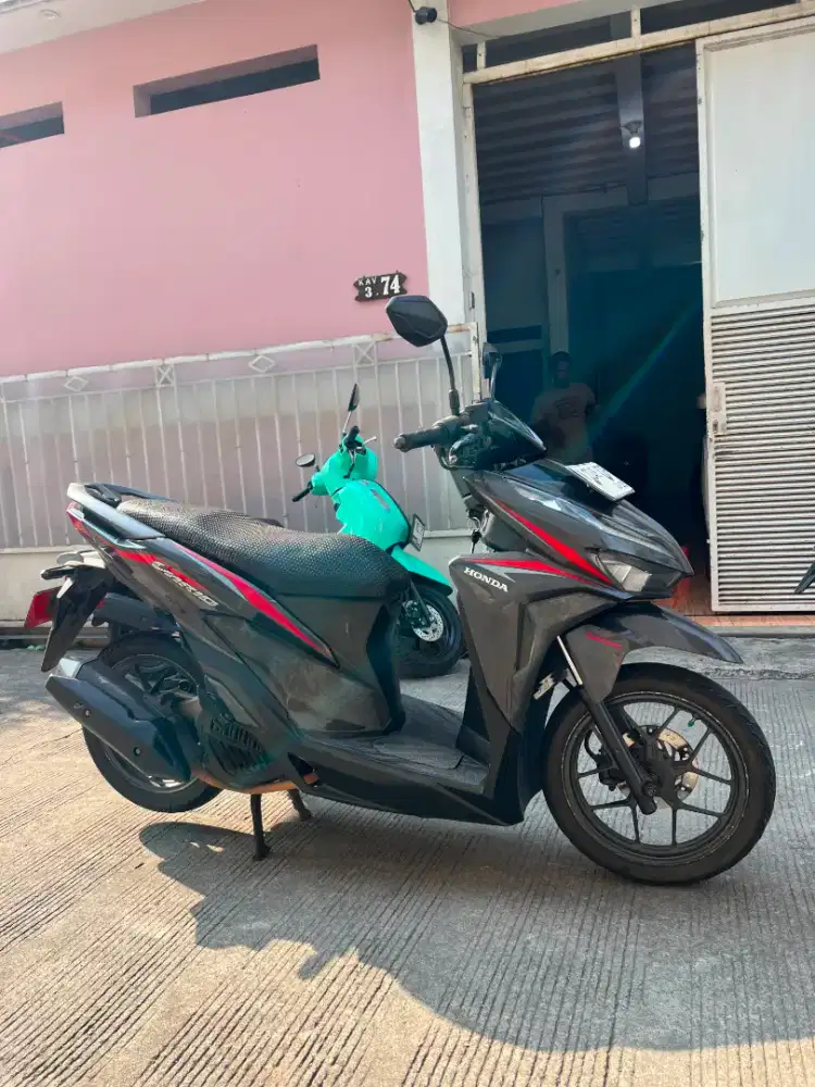 vario 125 tahun 2019