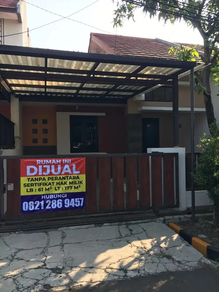 Dijual rumah di komplek puri dago antapani