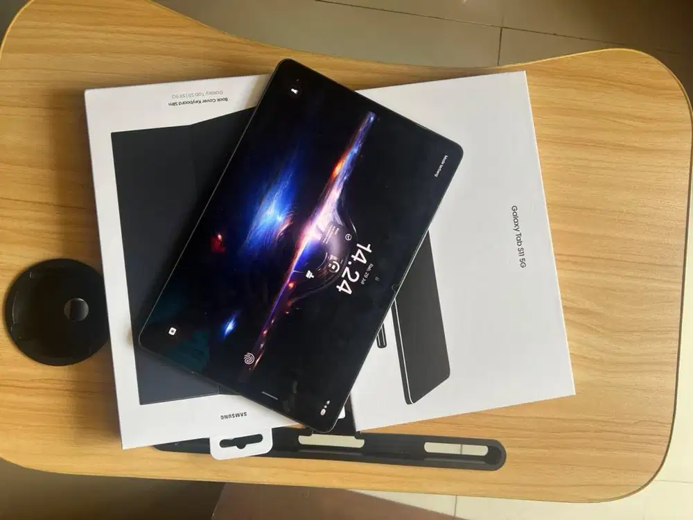 Samsung Galaxy Tab S11 5g SEIN like new