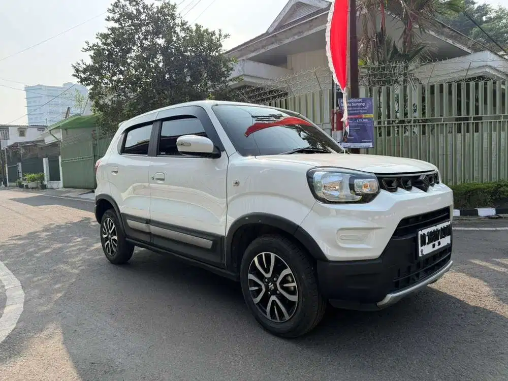 Suzuki S-Presso 2025 Bensin