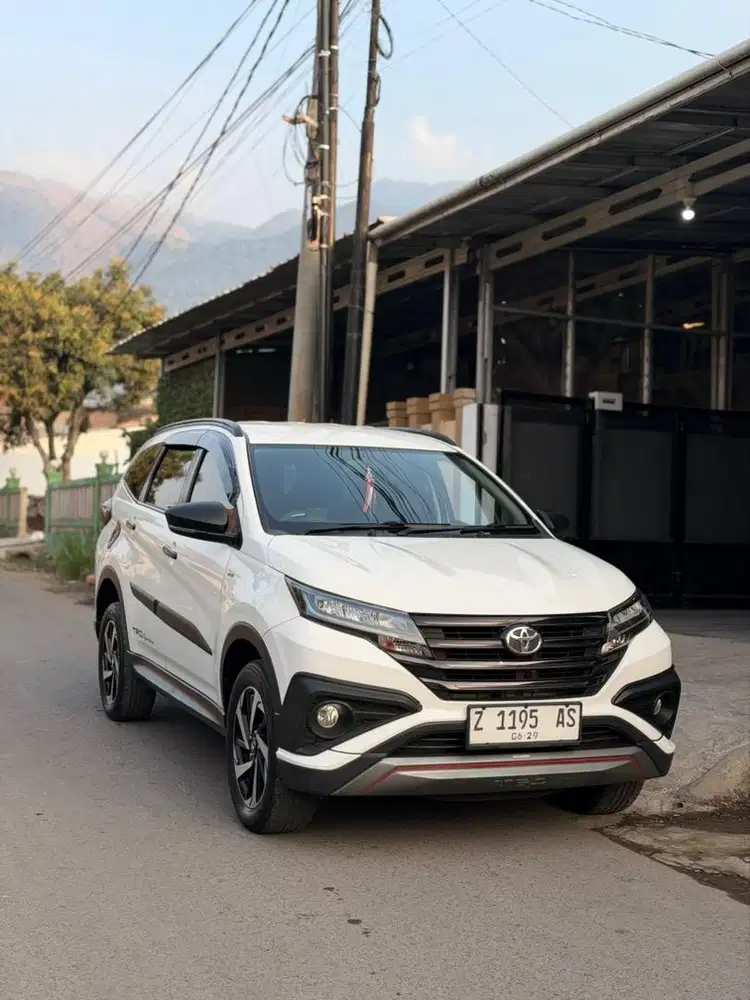 Rush TRD s mulus luar dalam