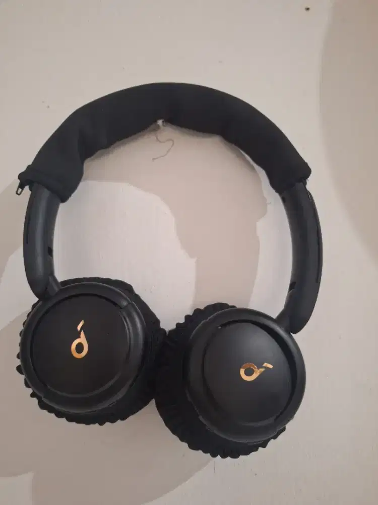 Headphone Angker Soundcore Q30